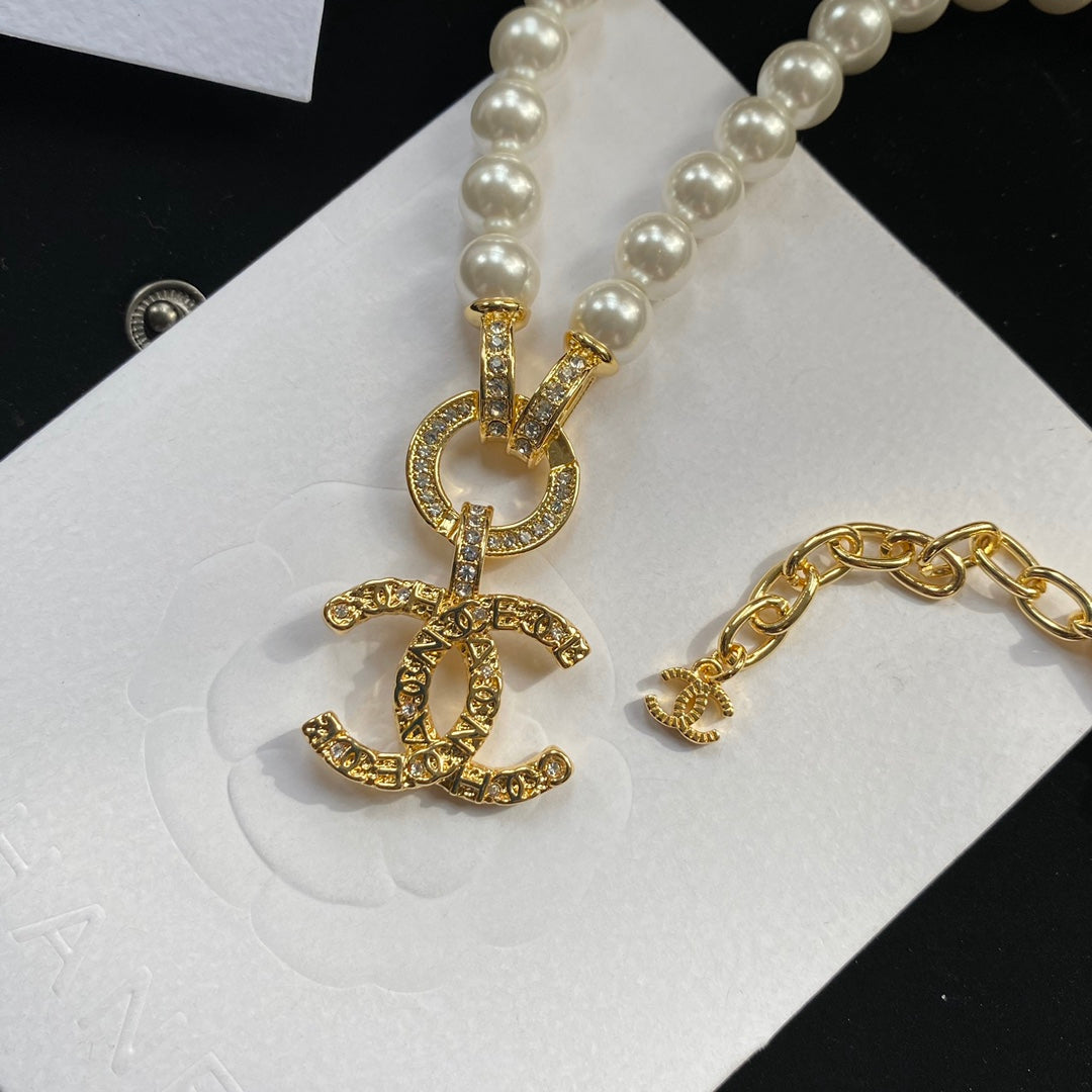 Logo Pendant Pearl Cookie Necklace