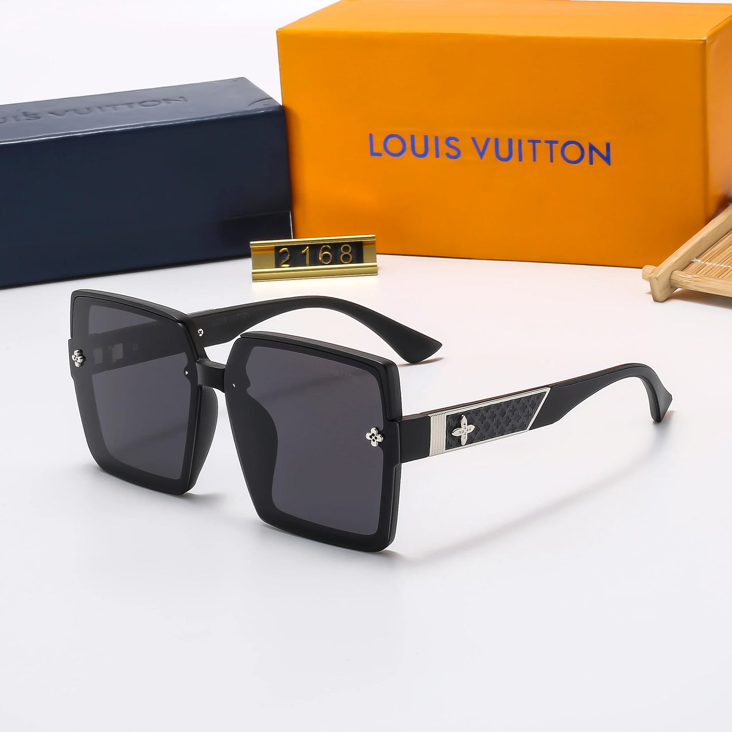 4 colors of fashionable and popular sunglasses 2168