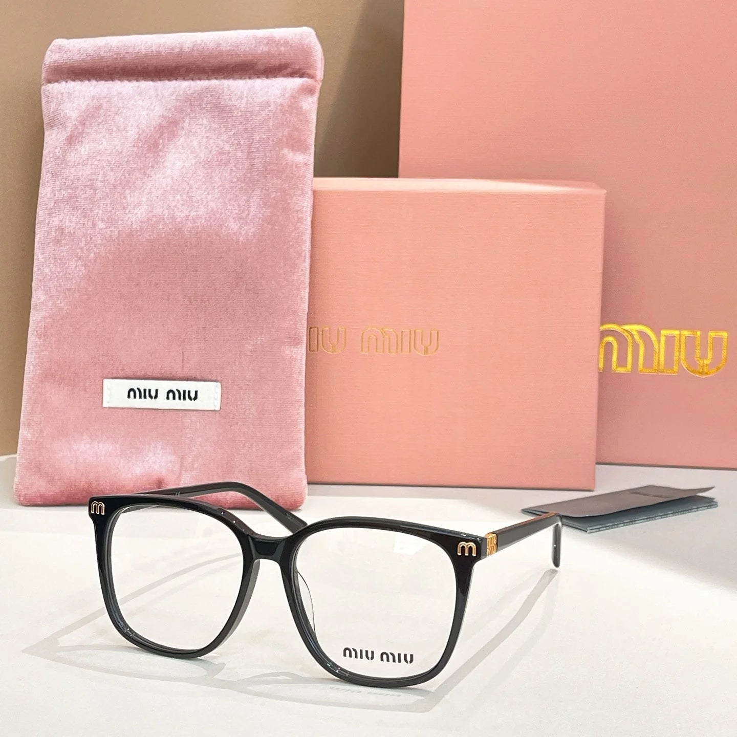 Full frame sunglasses