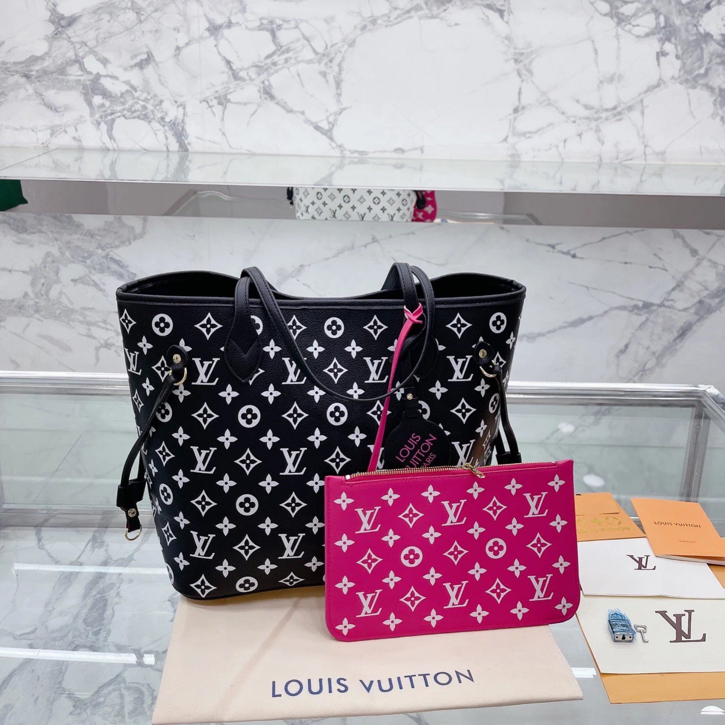 Neverfull Series Monogram Shopping Bag