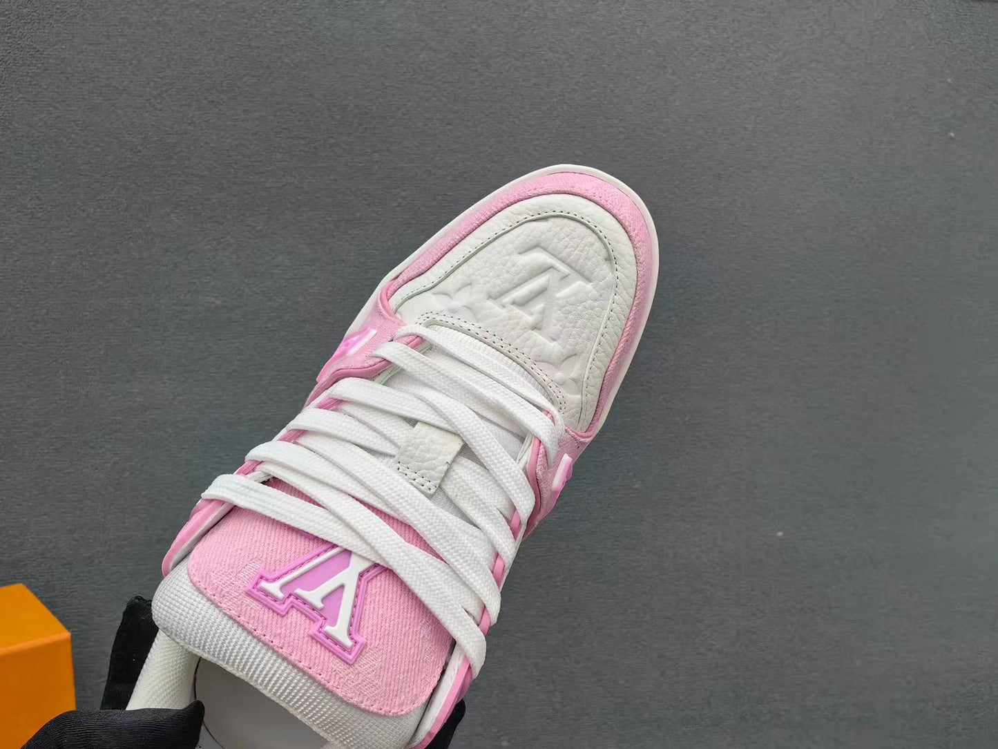 Spring and Autumn casual thick soled popular new shoes Trainer Sneaker 090303