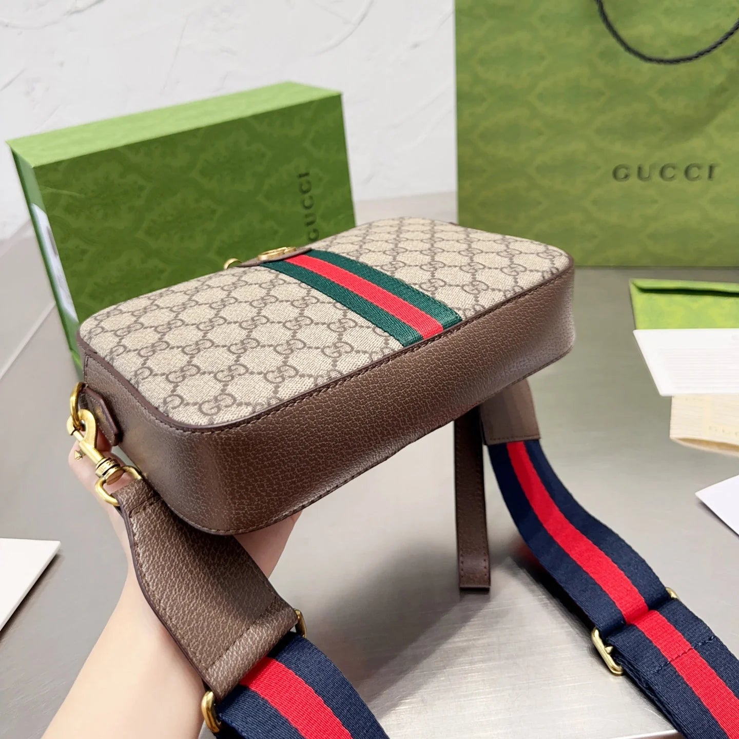 Vintage G Shoulder Camera Bag