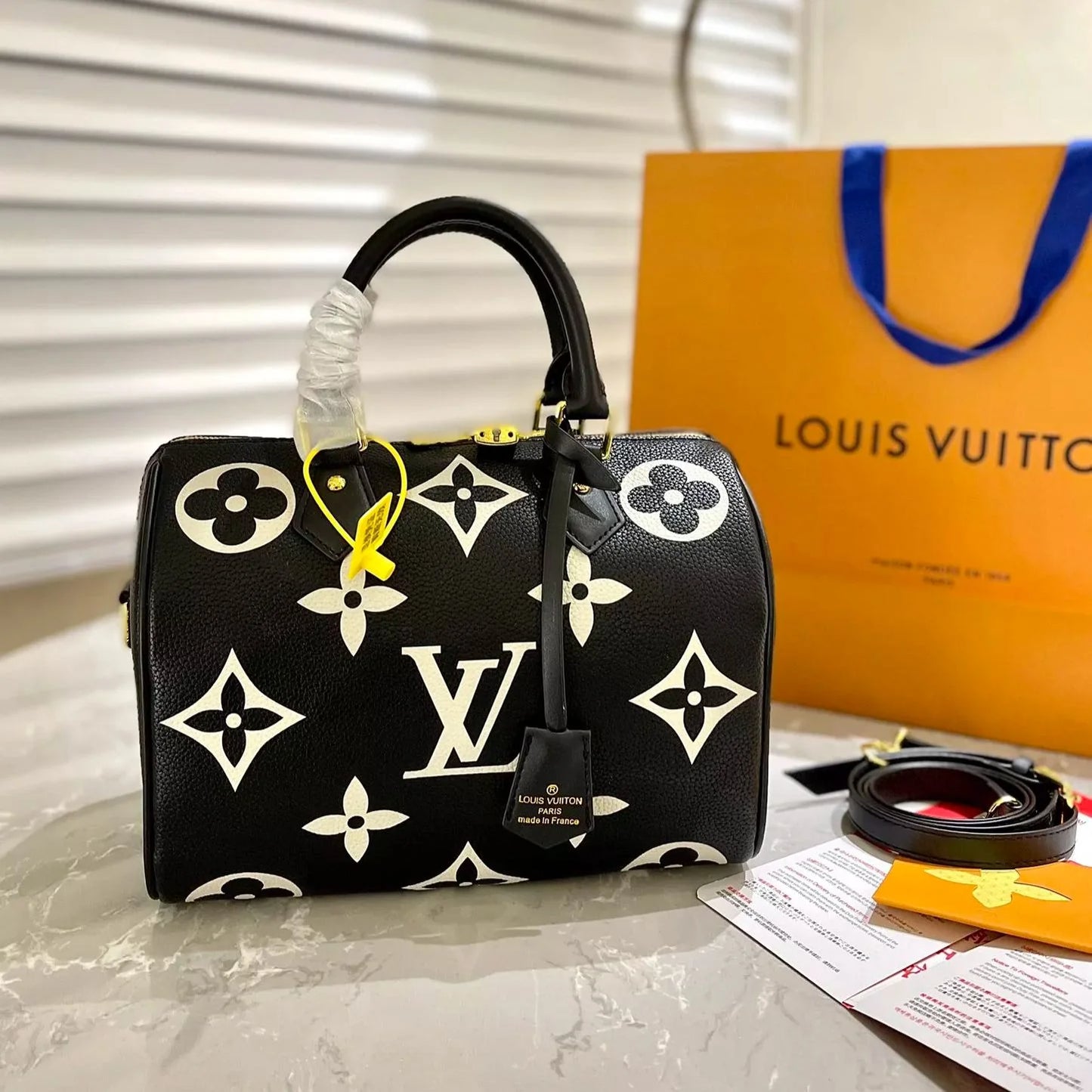 Speedy Nano Pillow Bag