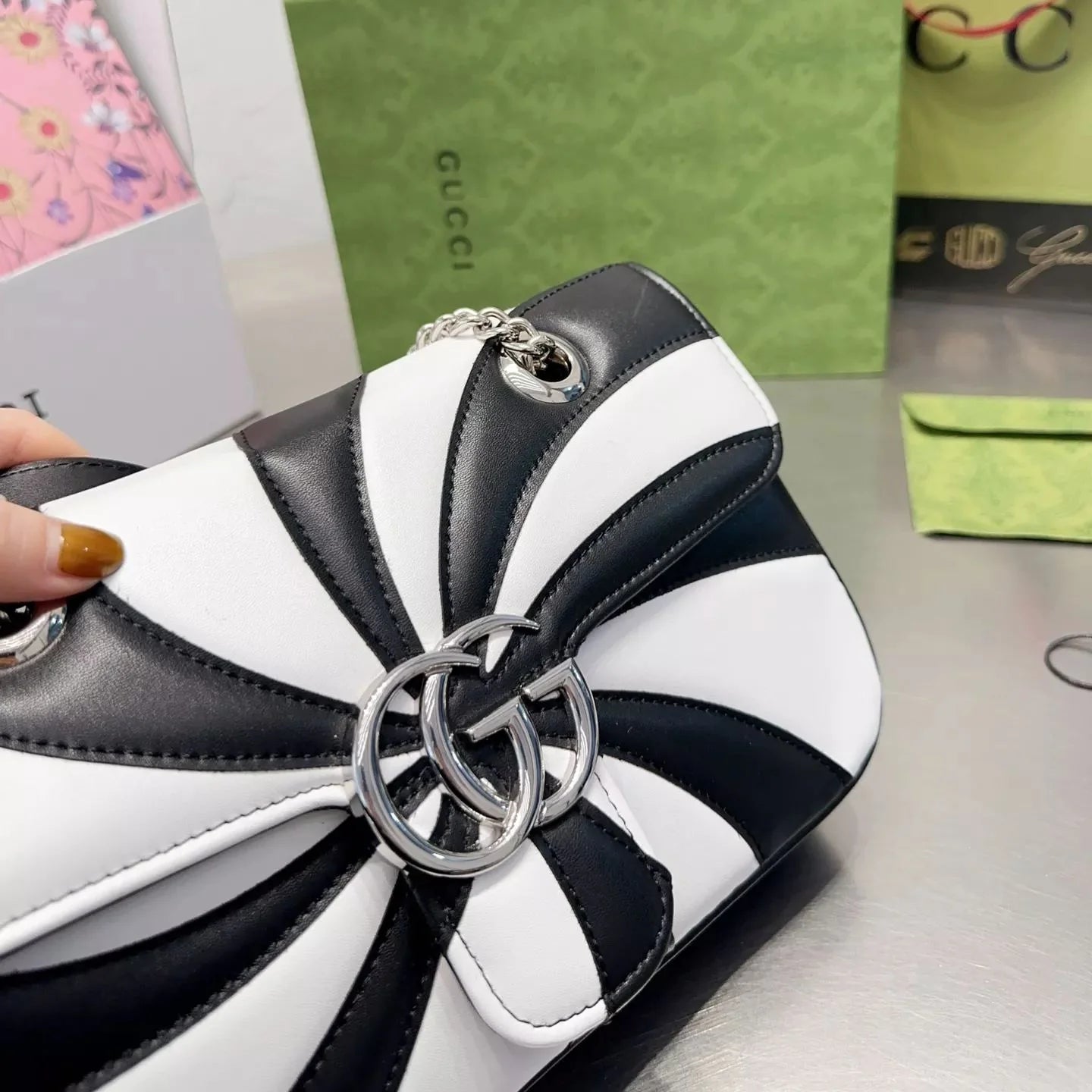 Marmont Polish Pattern Chain Bag