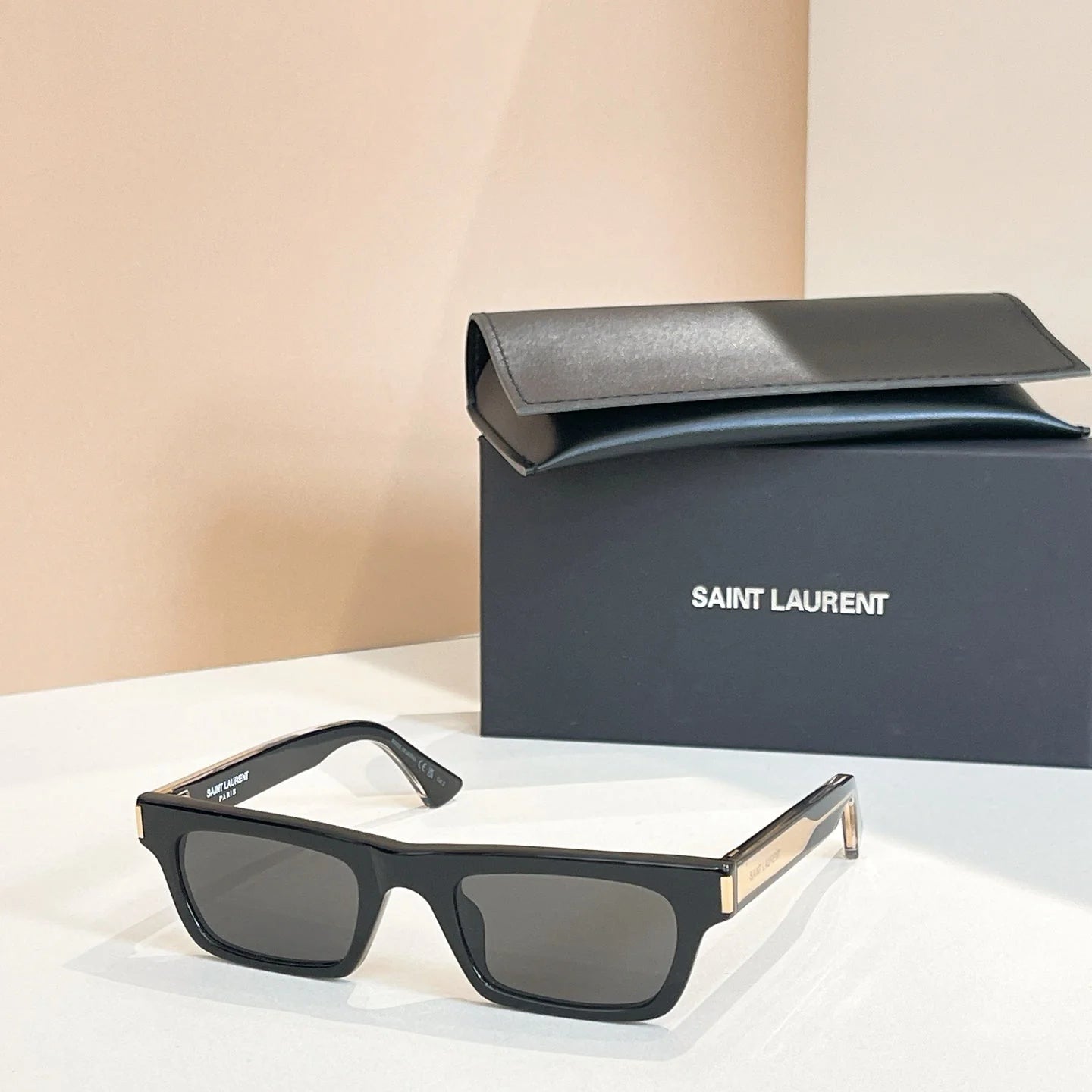 New full frame square sunglasses