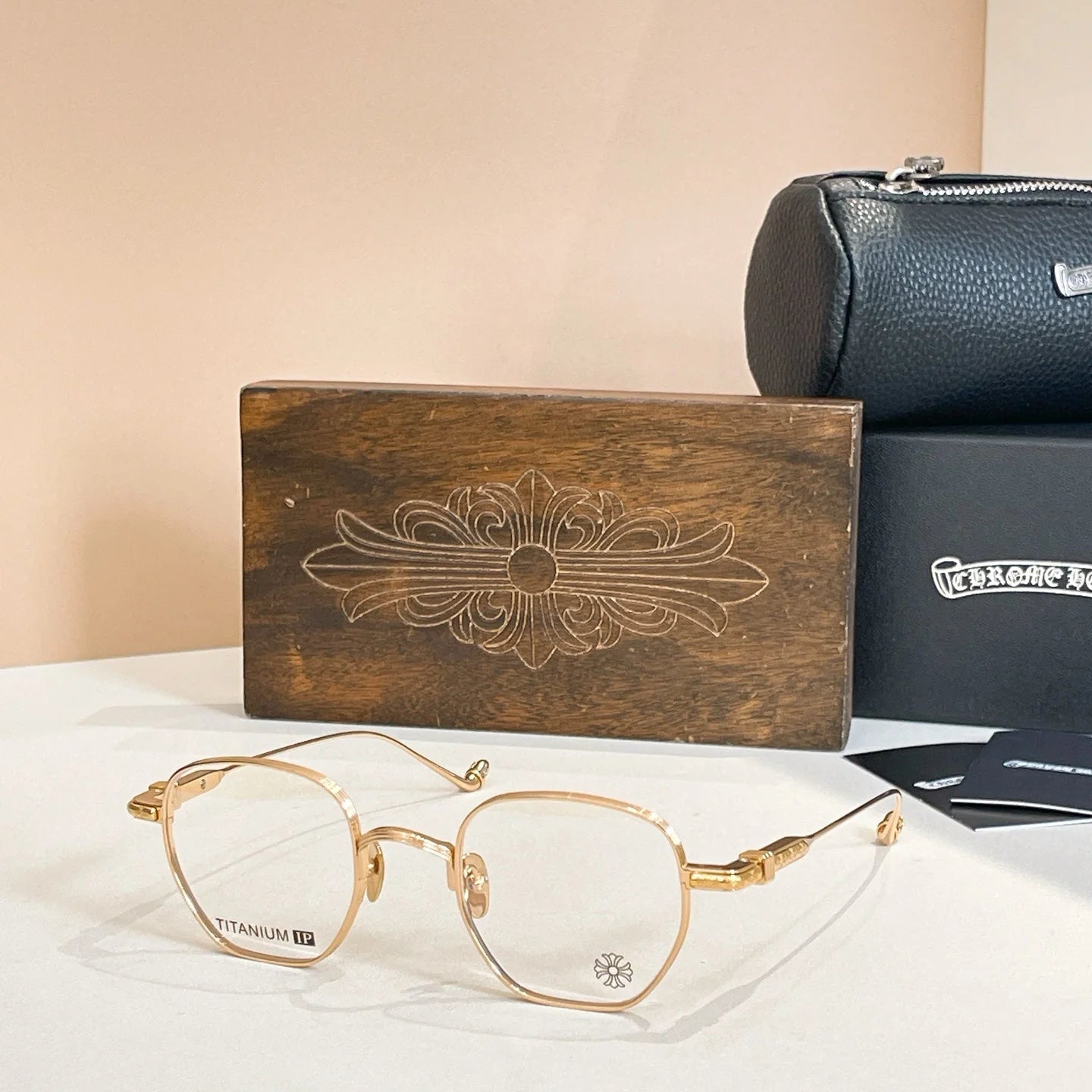 New transparent metal sunglasses