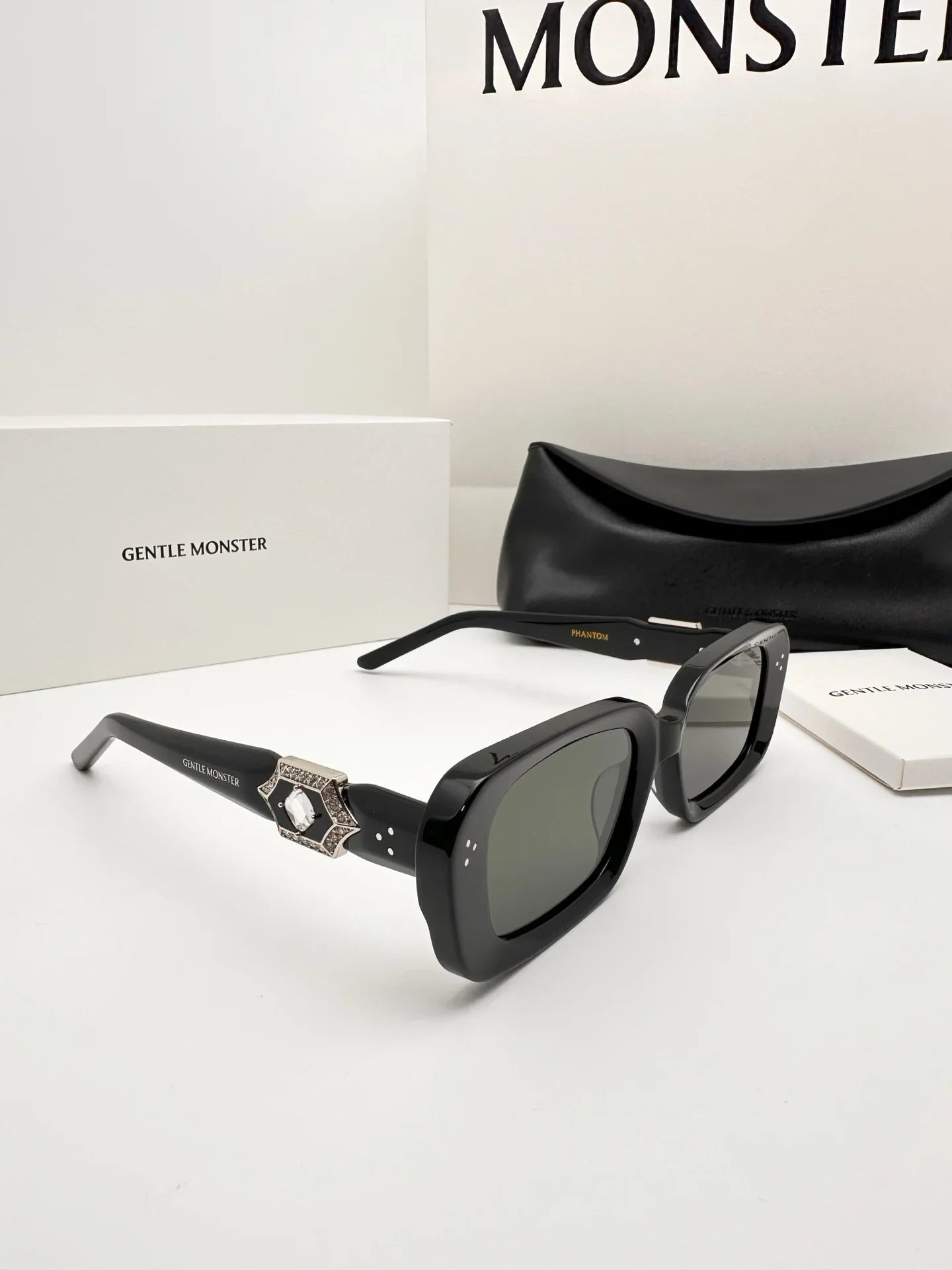 Limited Edition! Jewelry Series Sunglasses!