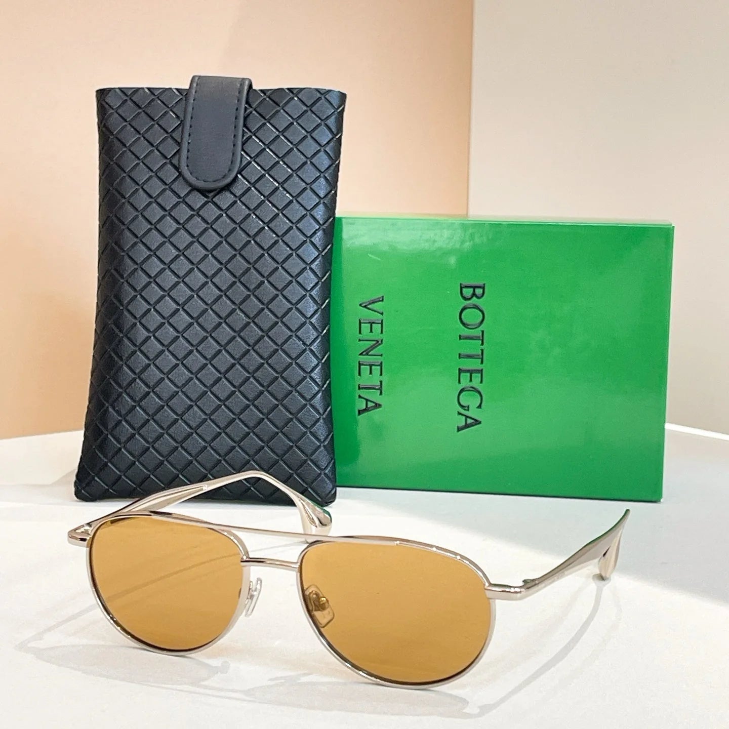 8-color cat-shaped full-frame sunglasses