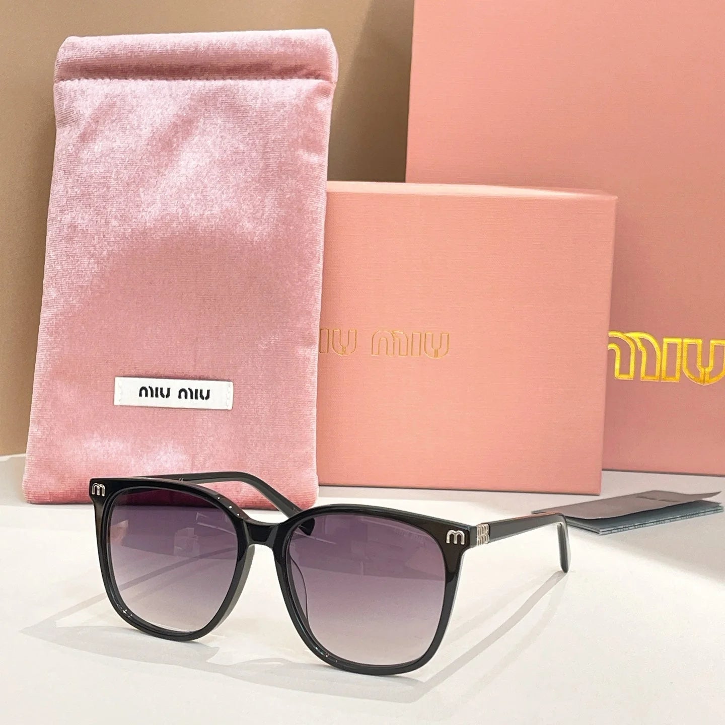 Full frame sunglasses