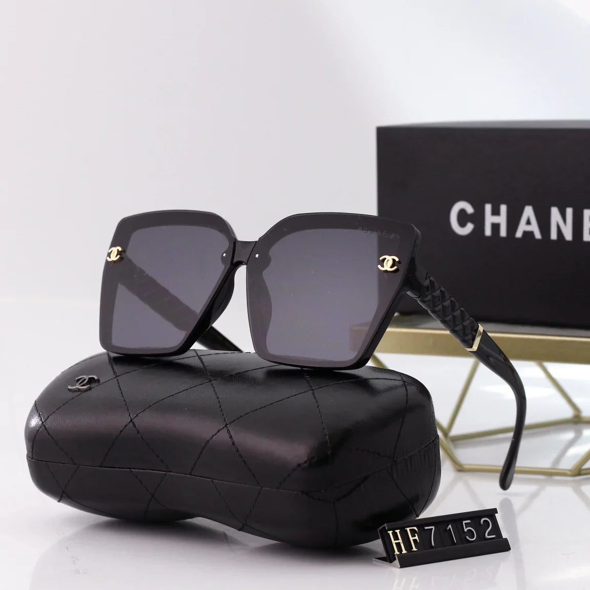 5 Colors Fashion Sunglasses  7152