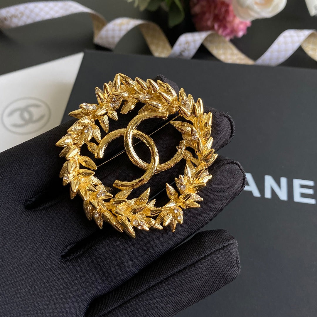 Golden Rice Ear Brooch