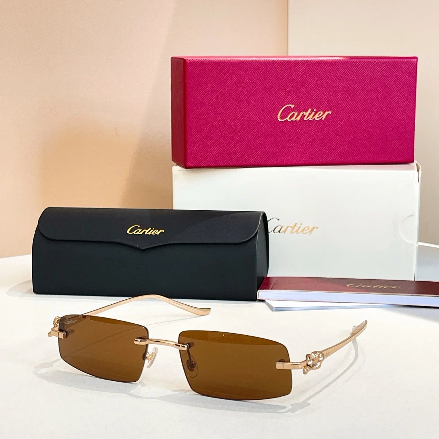 Metal frameless sunglasses