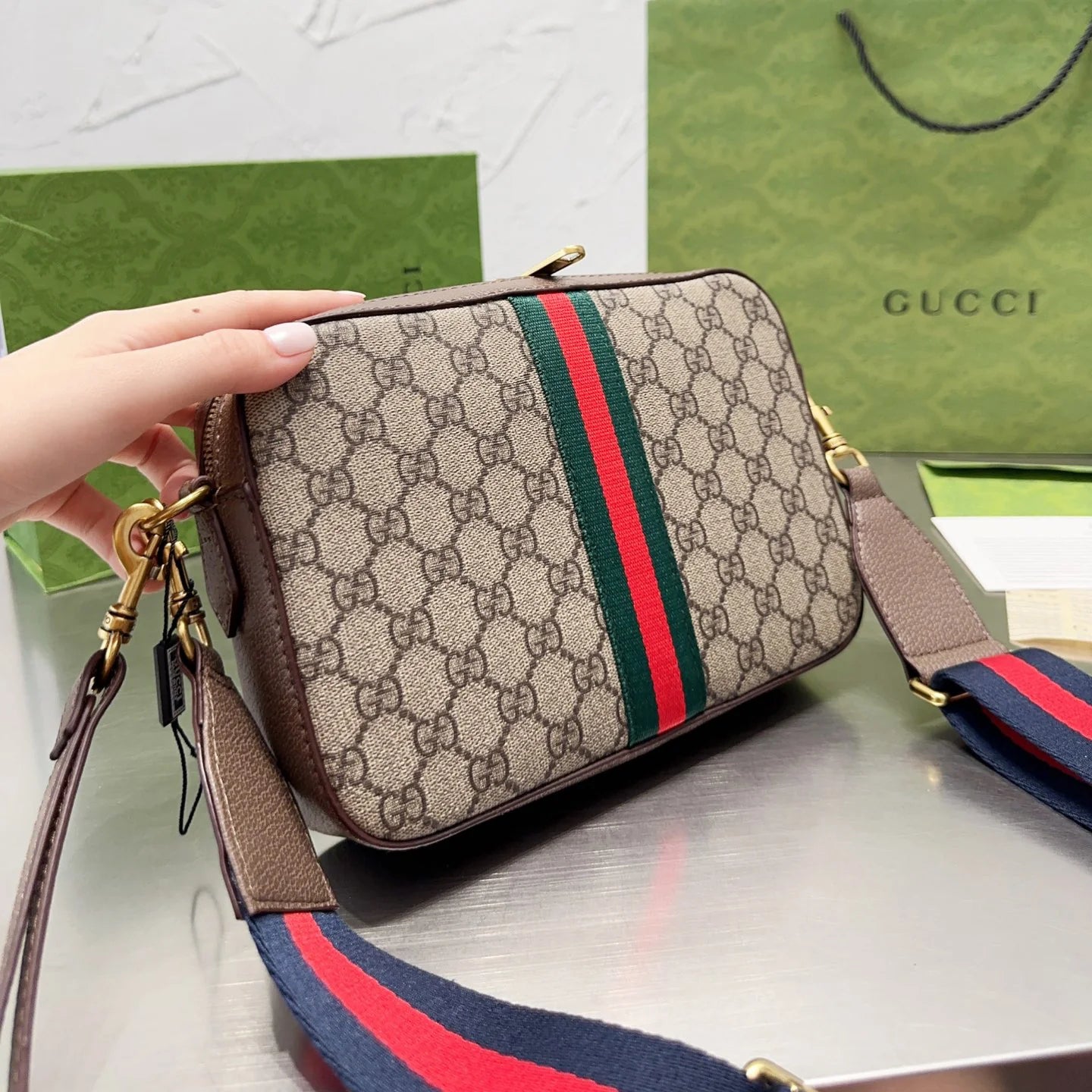 Vintage G Shoulder Camera Bag