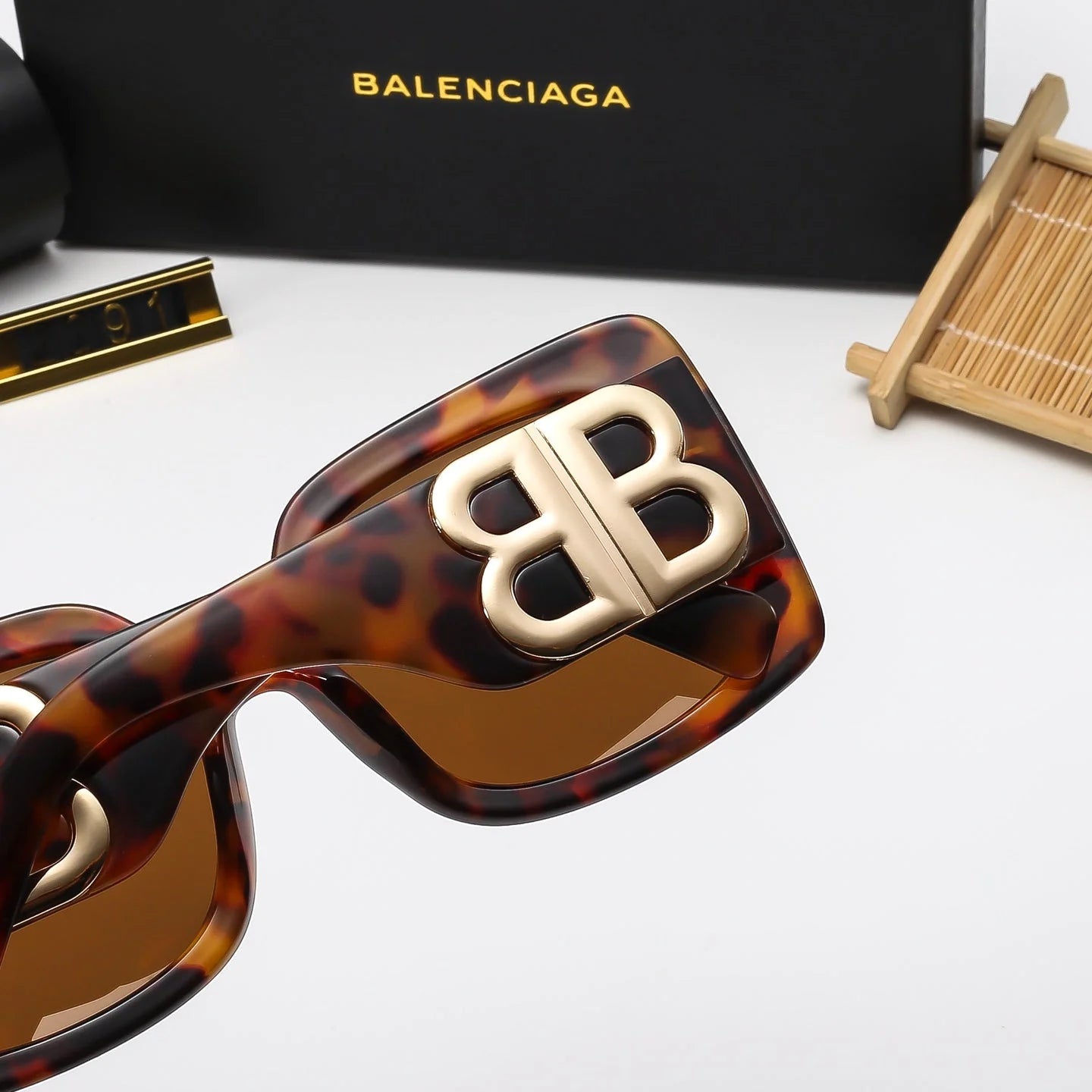 2025 New Fashion Sexy Sunglasses 2291