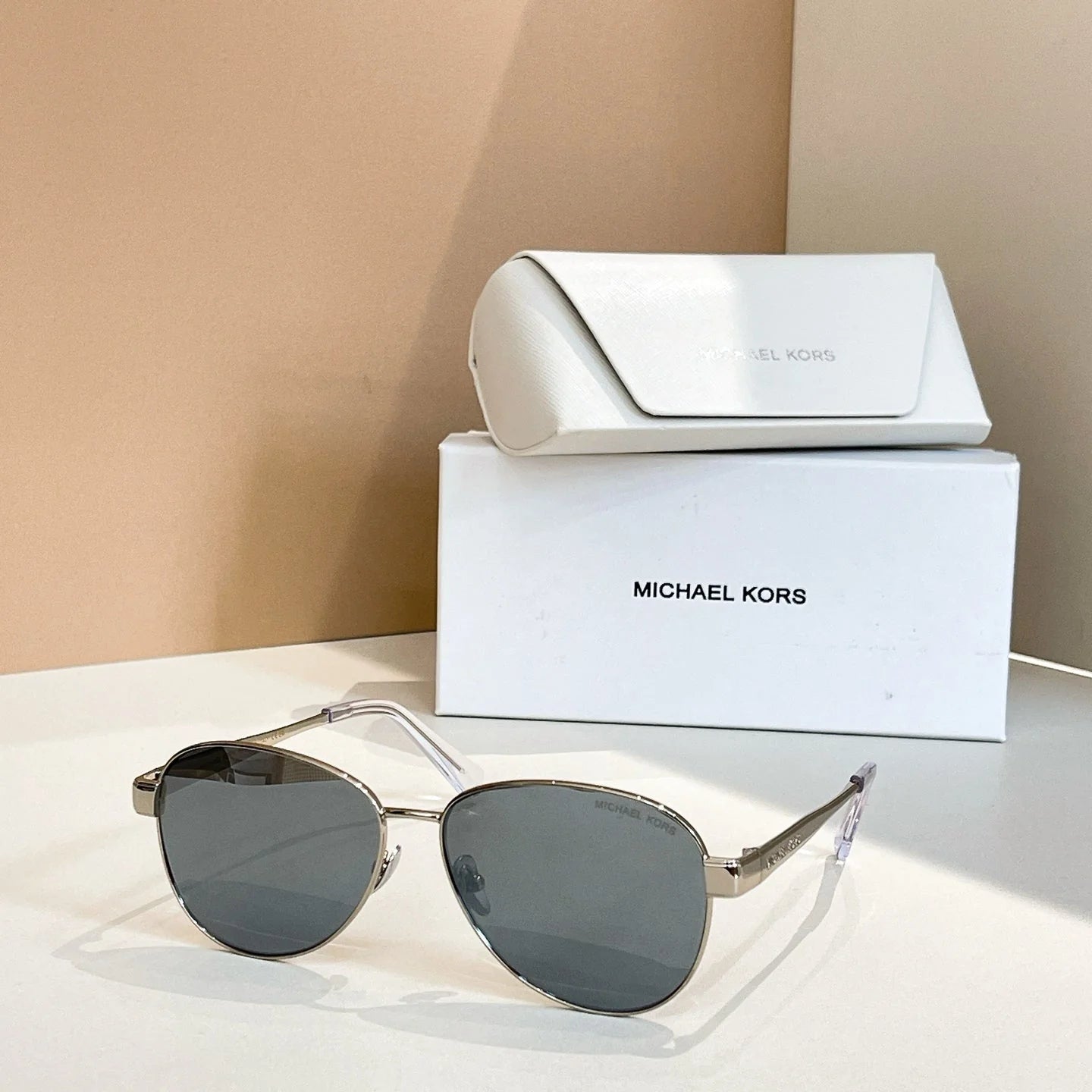 Metal full frame sunglasses