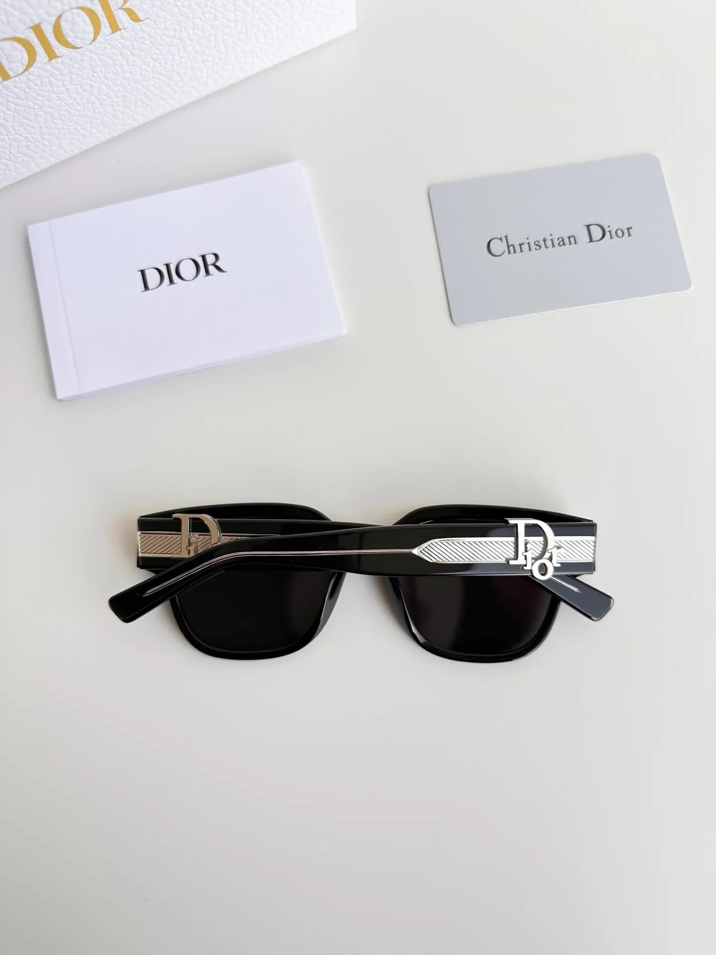 4-color limited edition high-end trendy sunglasses