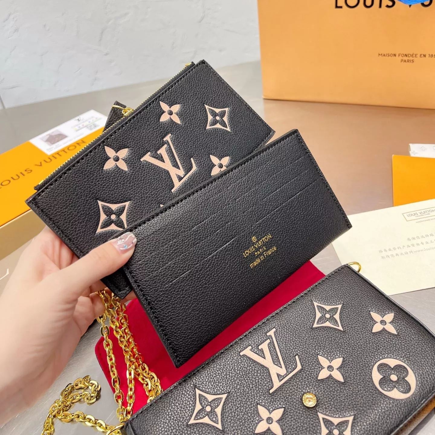 FÉLICIE Detachable Metal Chain Bag