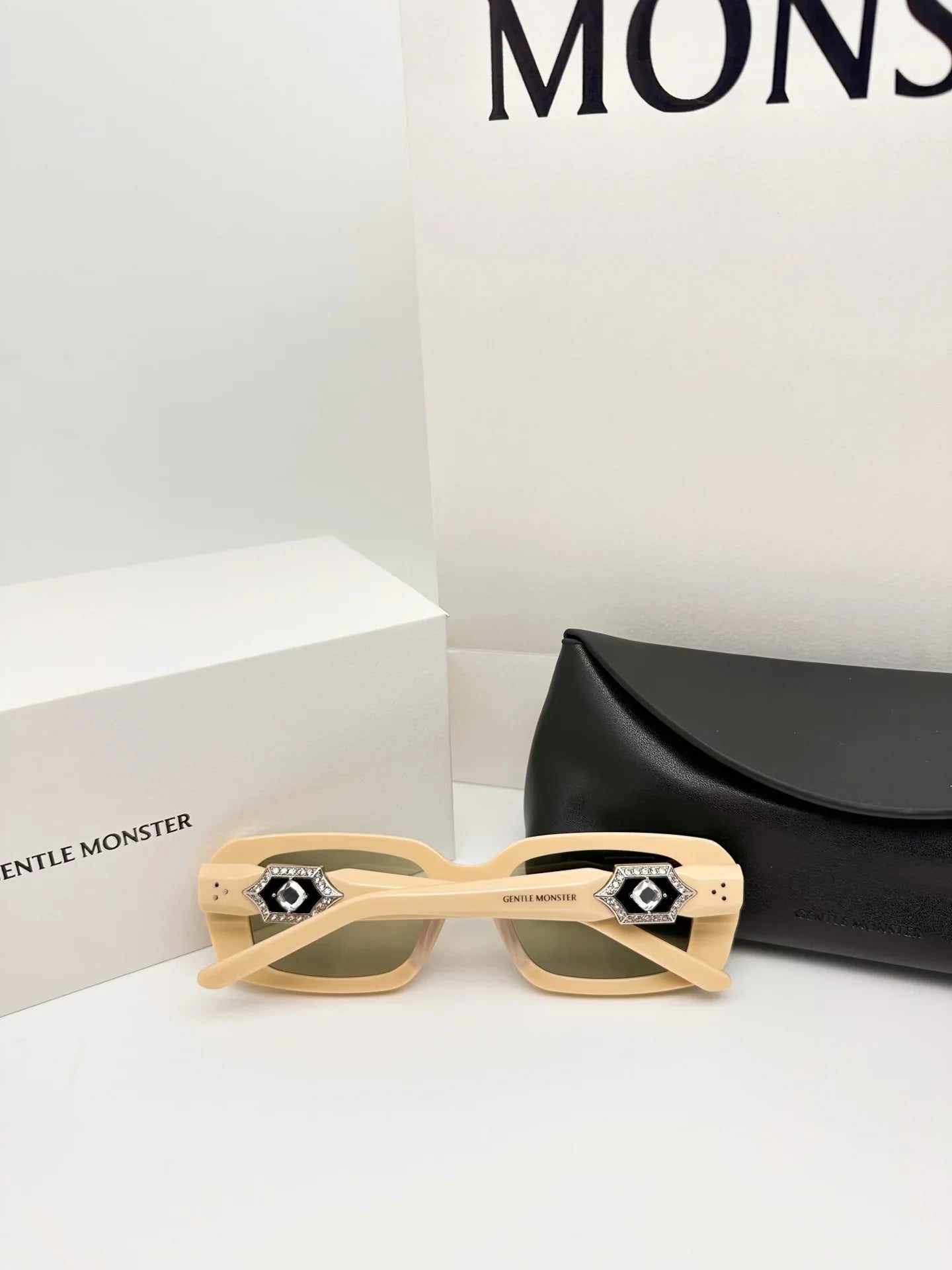 Limited Edition! Jewelry Series Sunglasses!