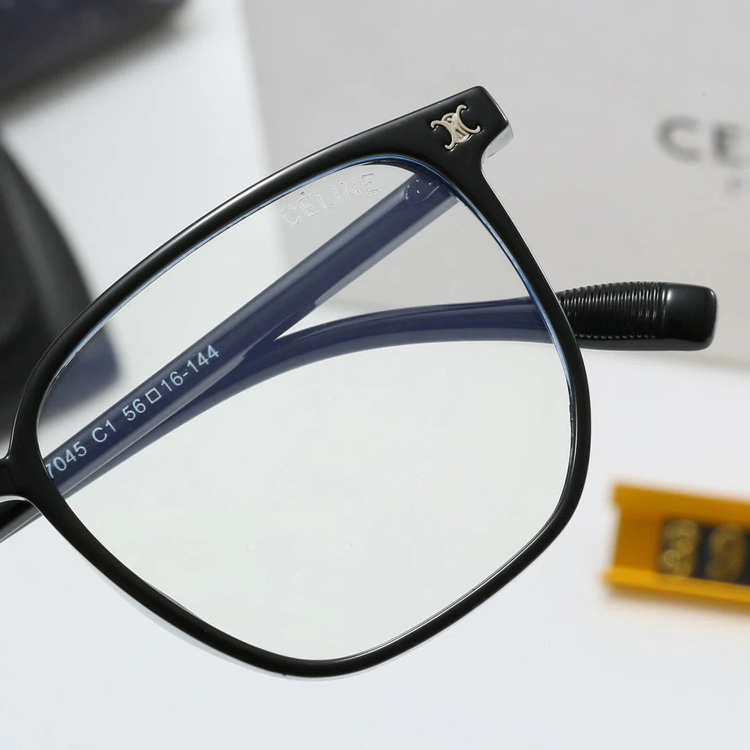 Transparent square frame glasses