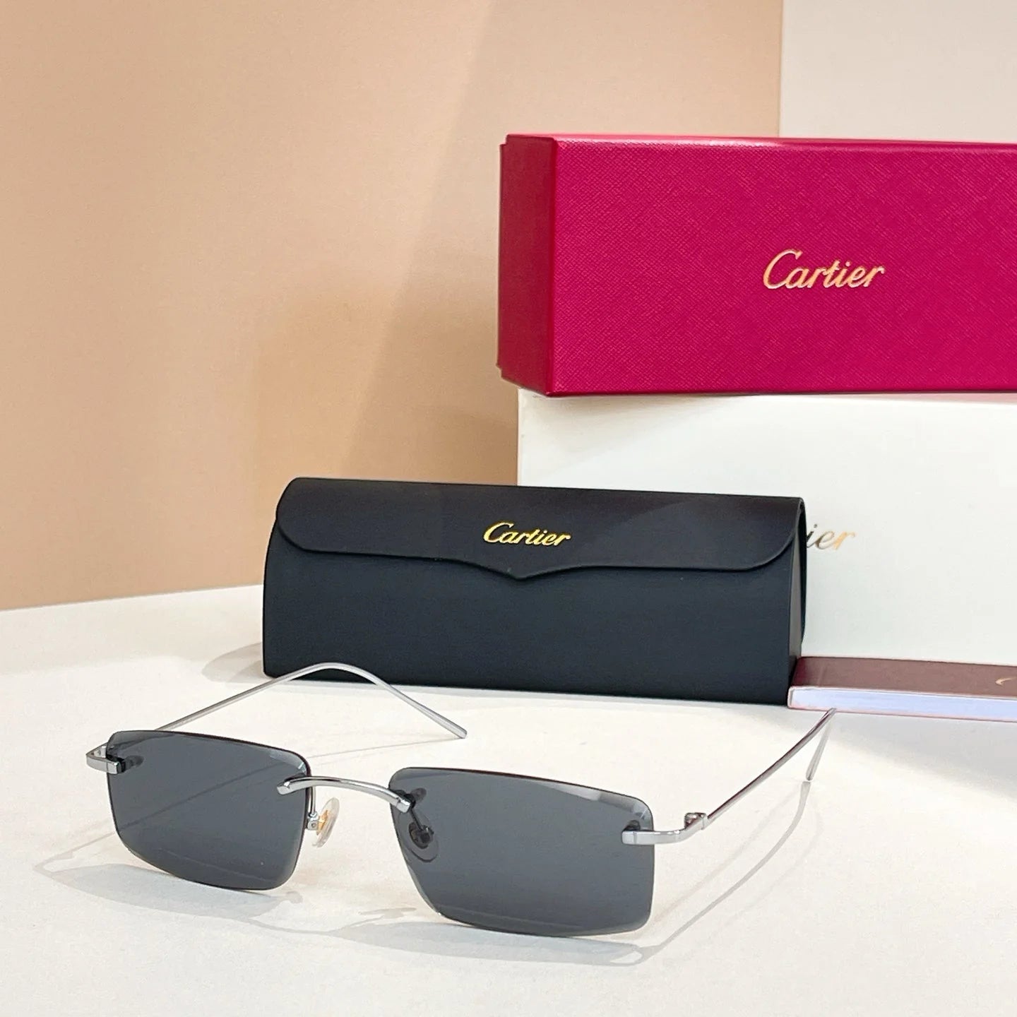 New frameless square sunglasses