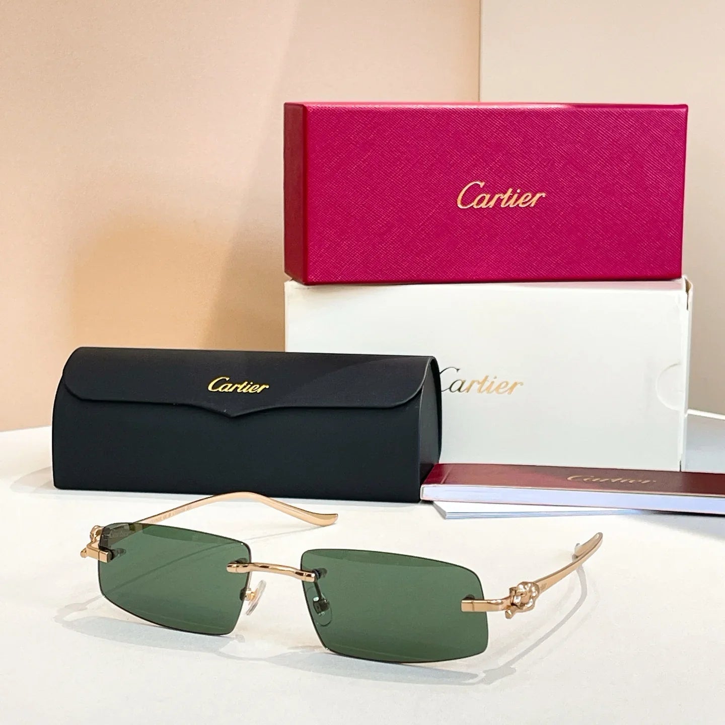 Metal frameless sunglasses