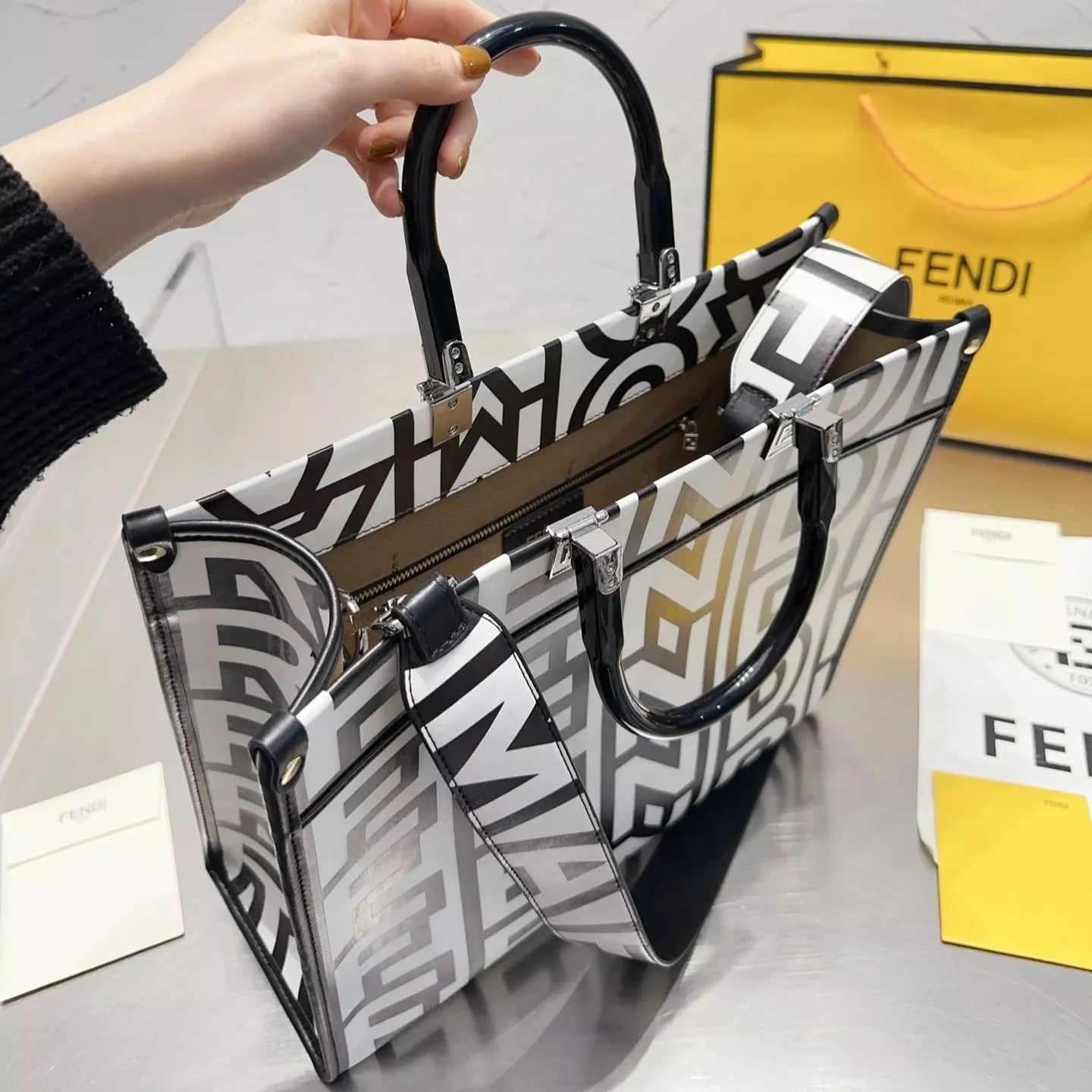 Sunshine Shopper Tote