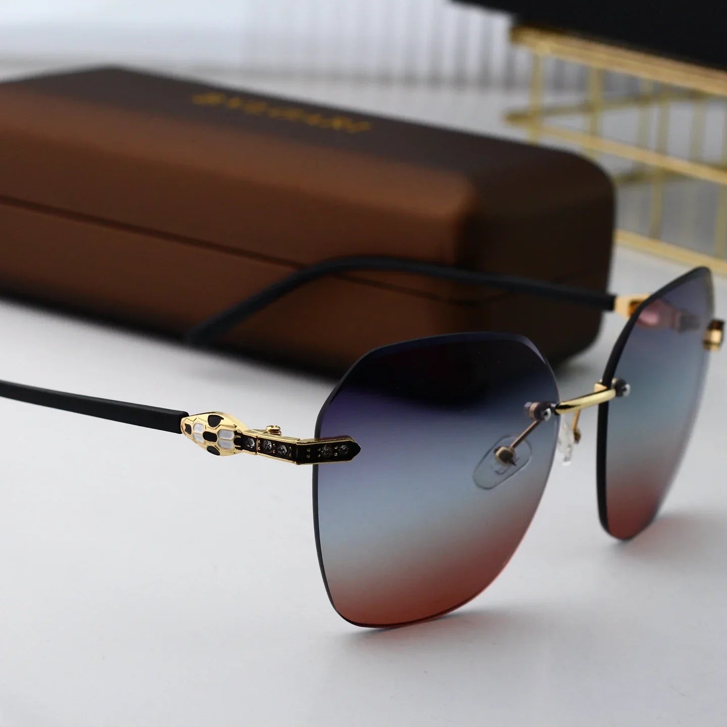 6 color sunglasses HD lenses Full frame design 0080