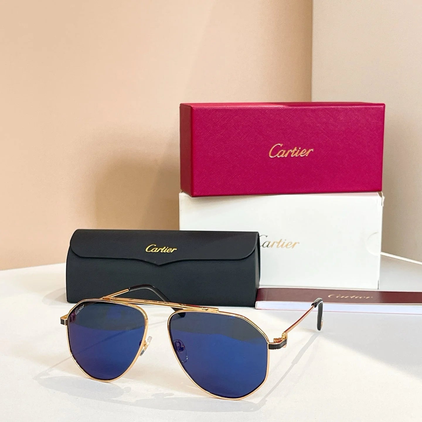 Anti-glare oval sunglasses