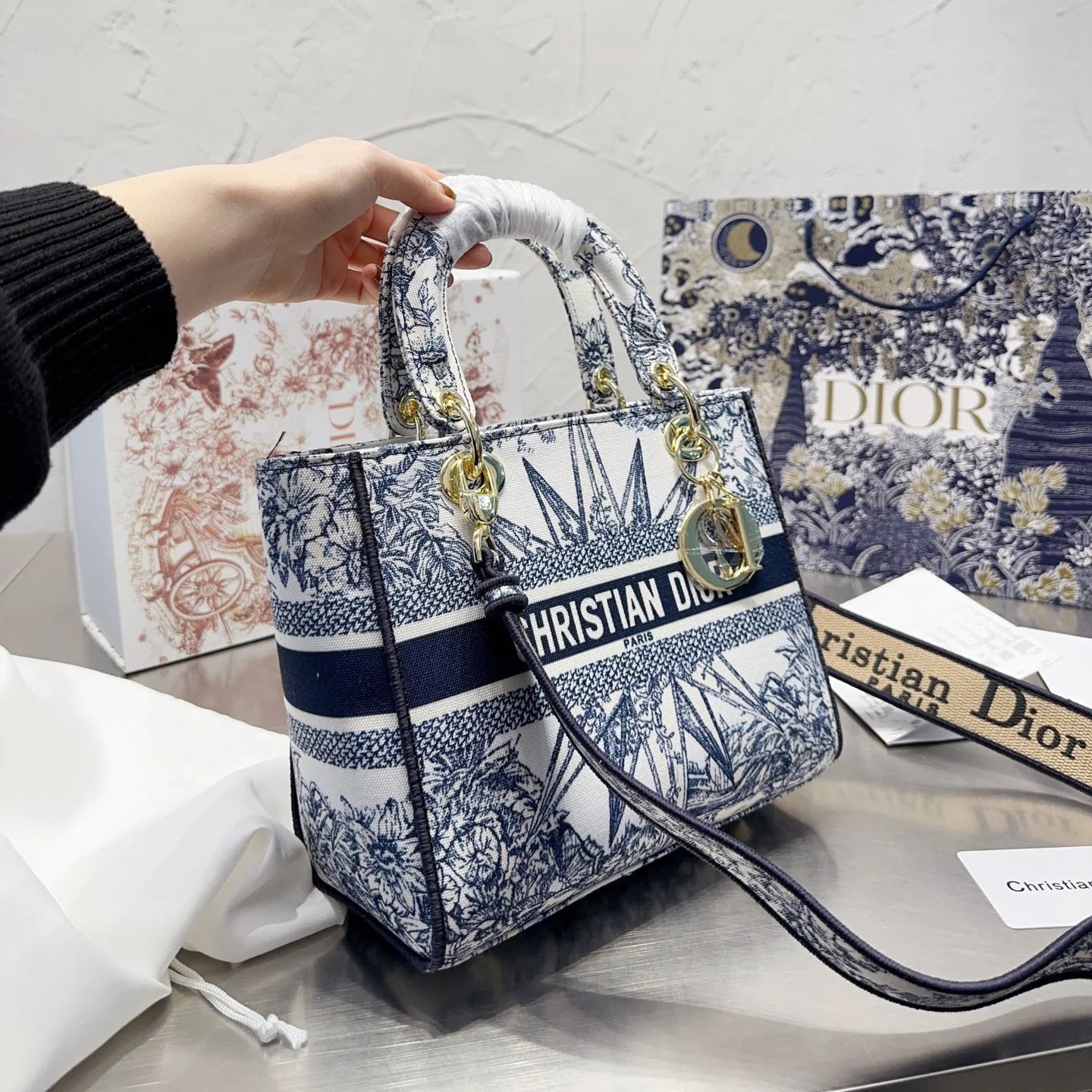 Lady D-Lite Embroidered Bag