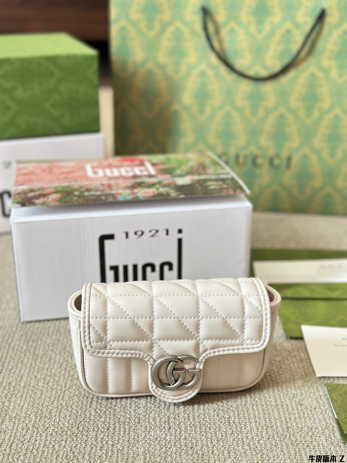 Shoulder bag messenger bag