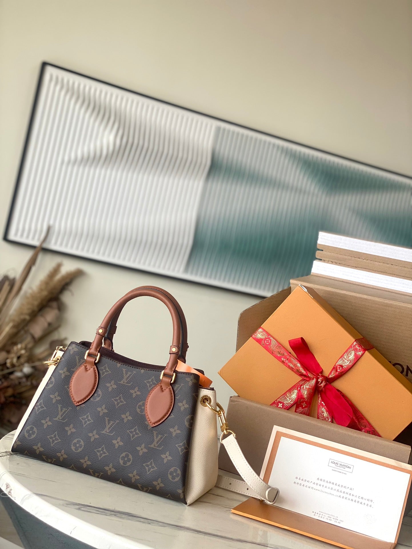 New and very popular handbags