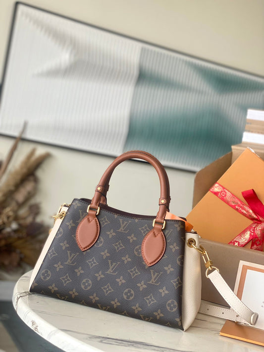 New and very popular handbags