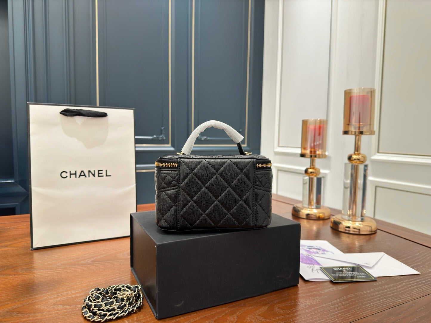 Handle box cosmetic bag