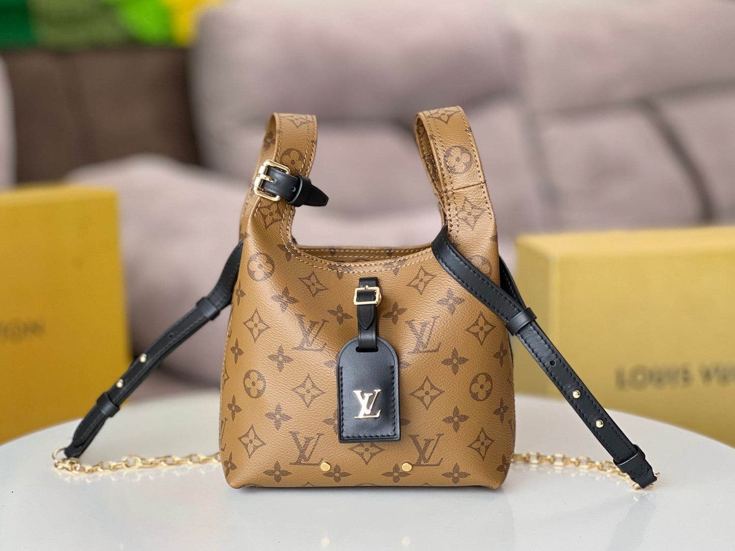 Trendy Shopping Bag Style Tote