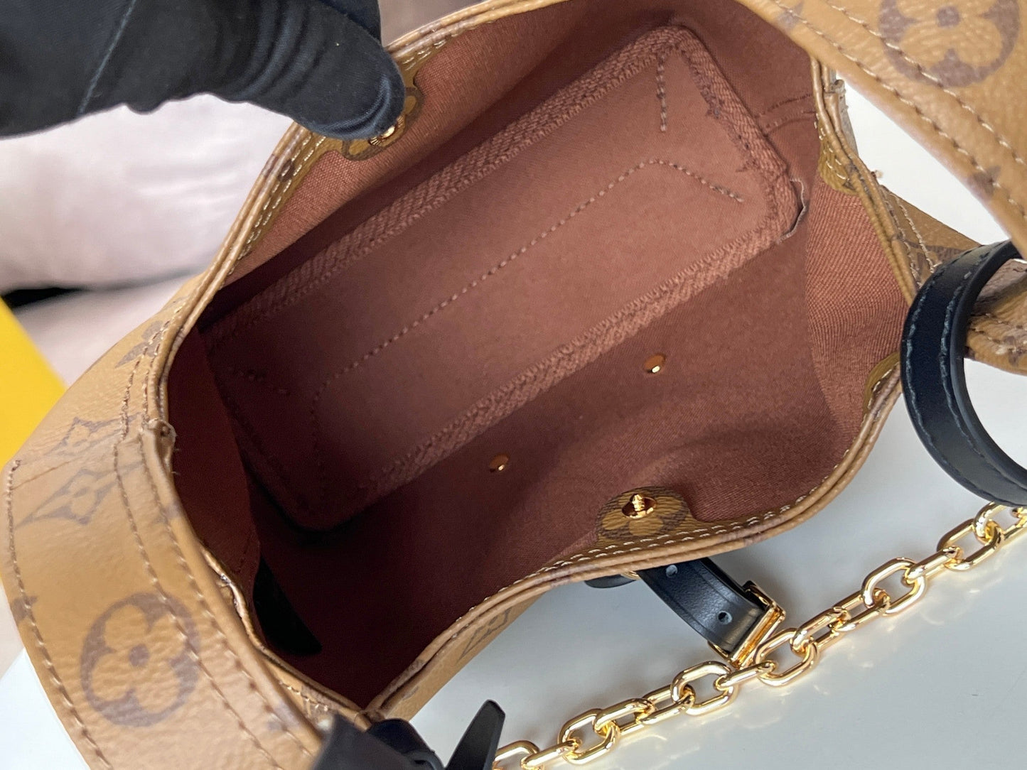 Trendy Shopping Bag Style Tote