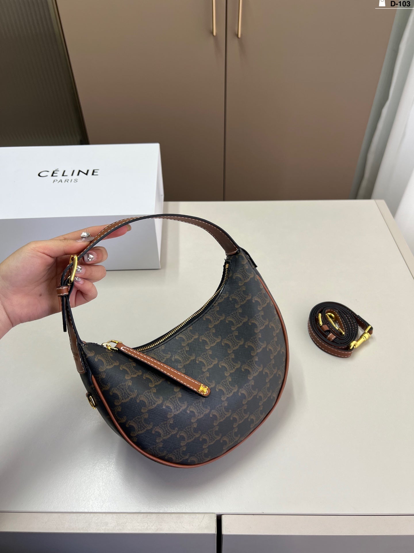 Underarm bag Crescent bag