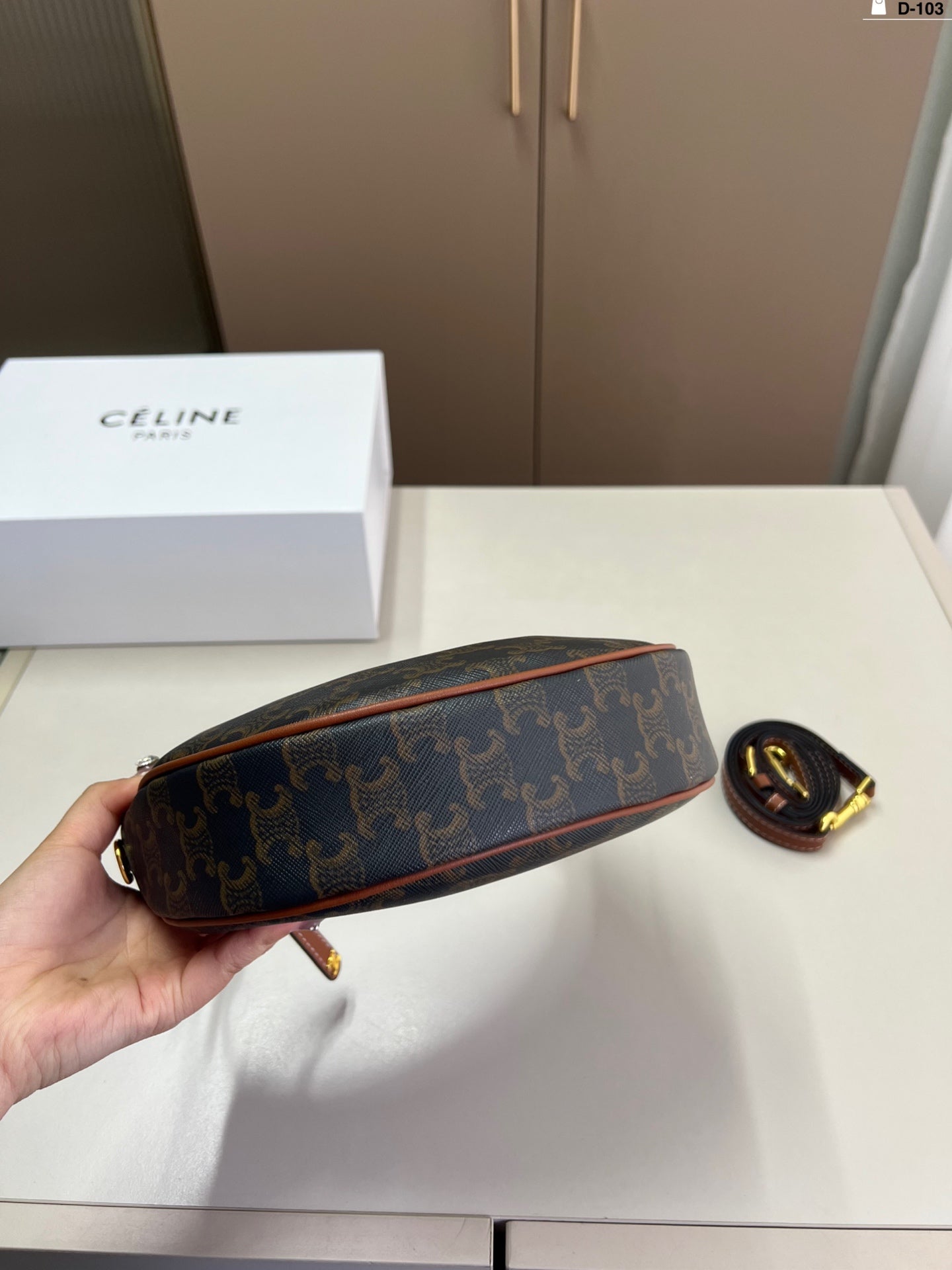 Underarm bag Crescent bag