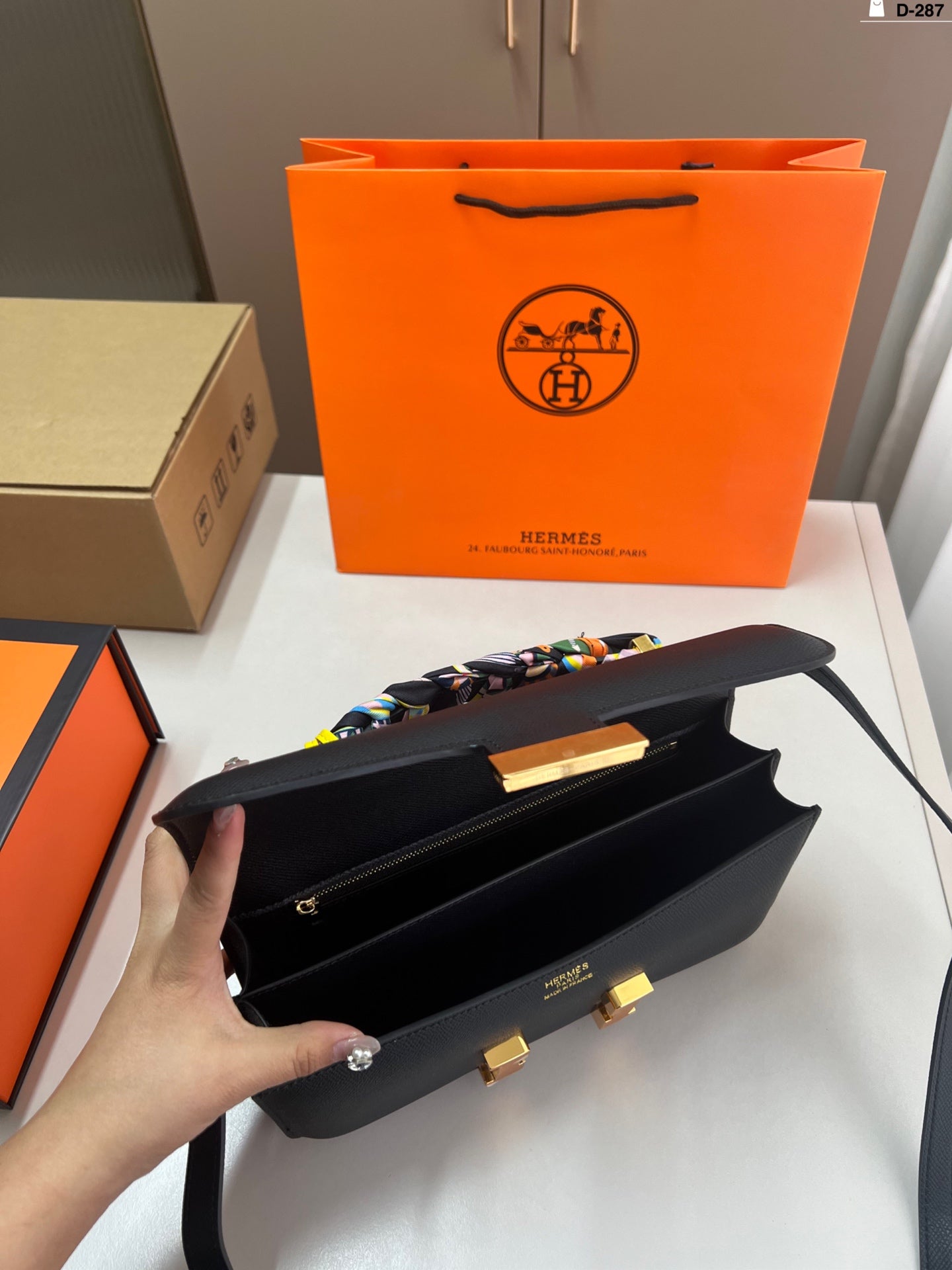 New fashion cowhide bag