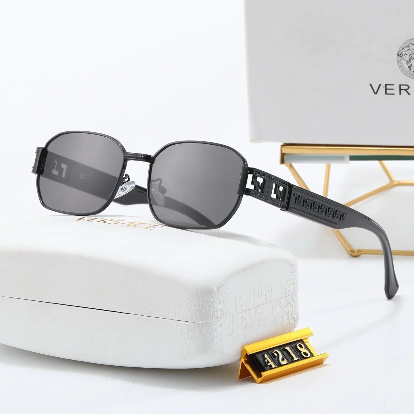 4 colors personalized trendy polarized sunglasses 4218