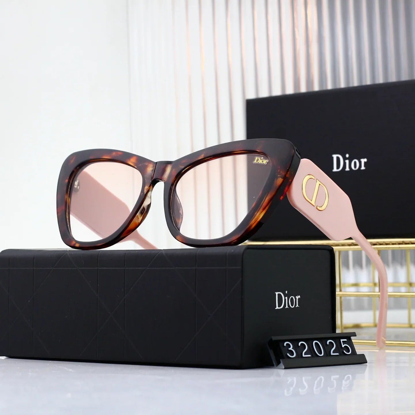 6 Colors Hot Sunglasses  32025