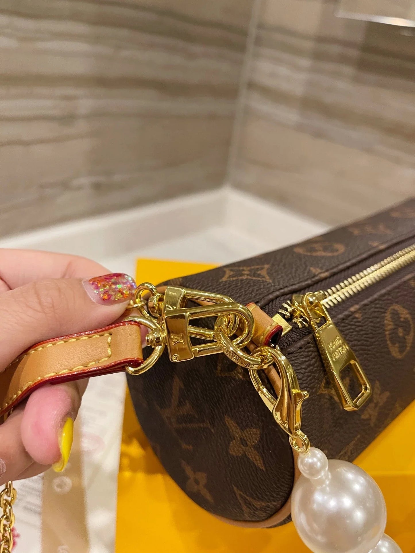 Retro style pen holder handbag