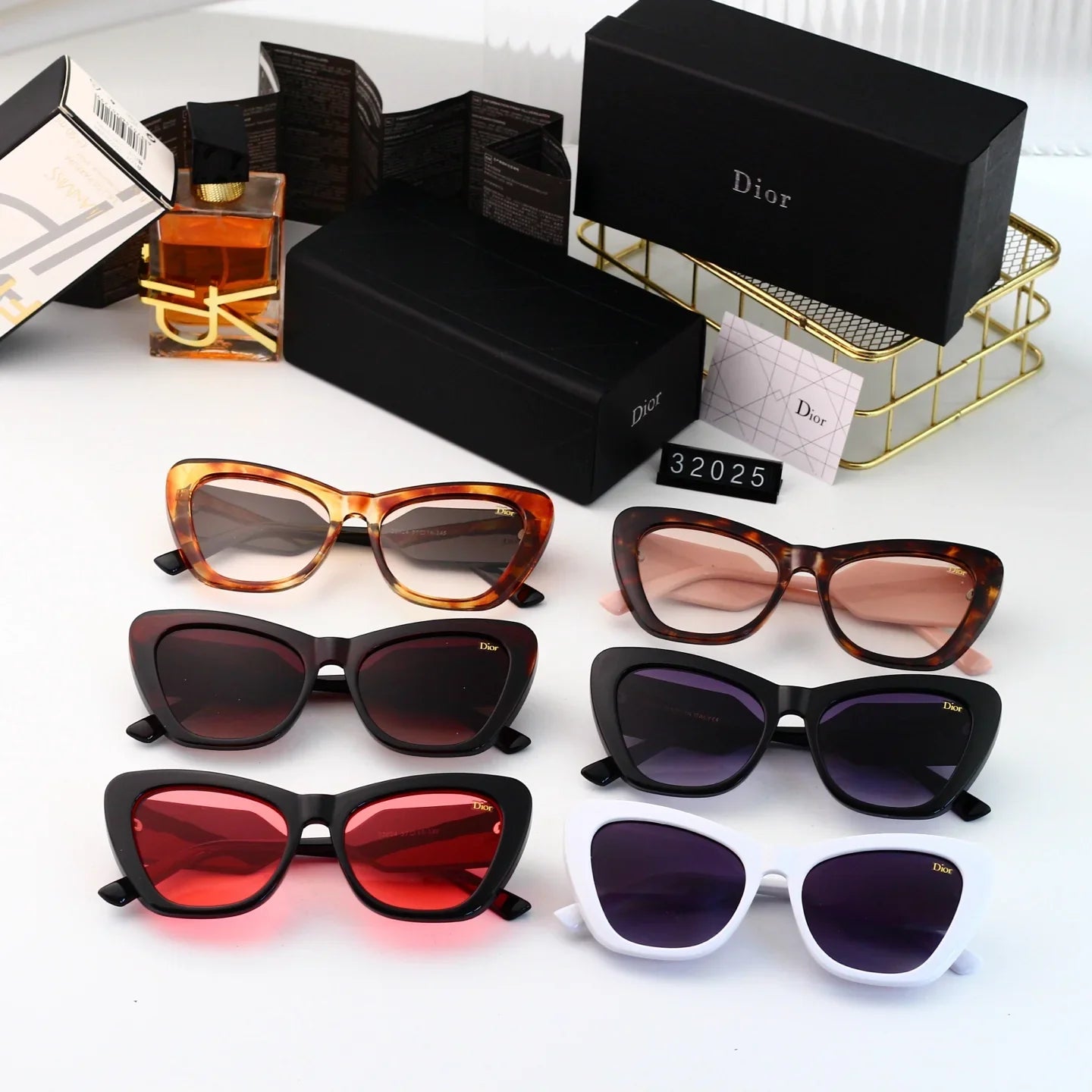 6 Colors Hot Sunglasses  32025