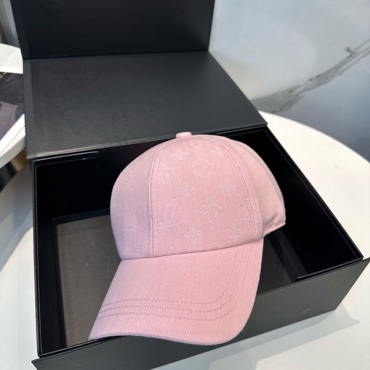 New denim baseball cap 🧢