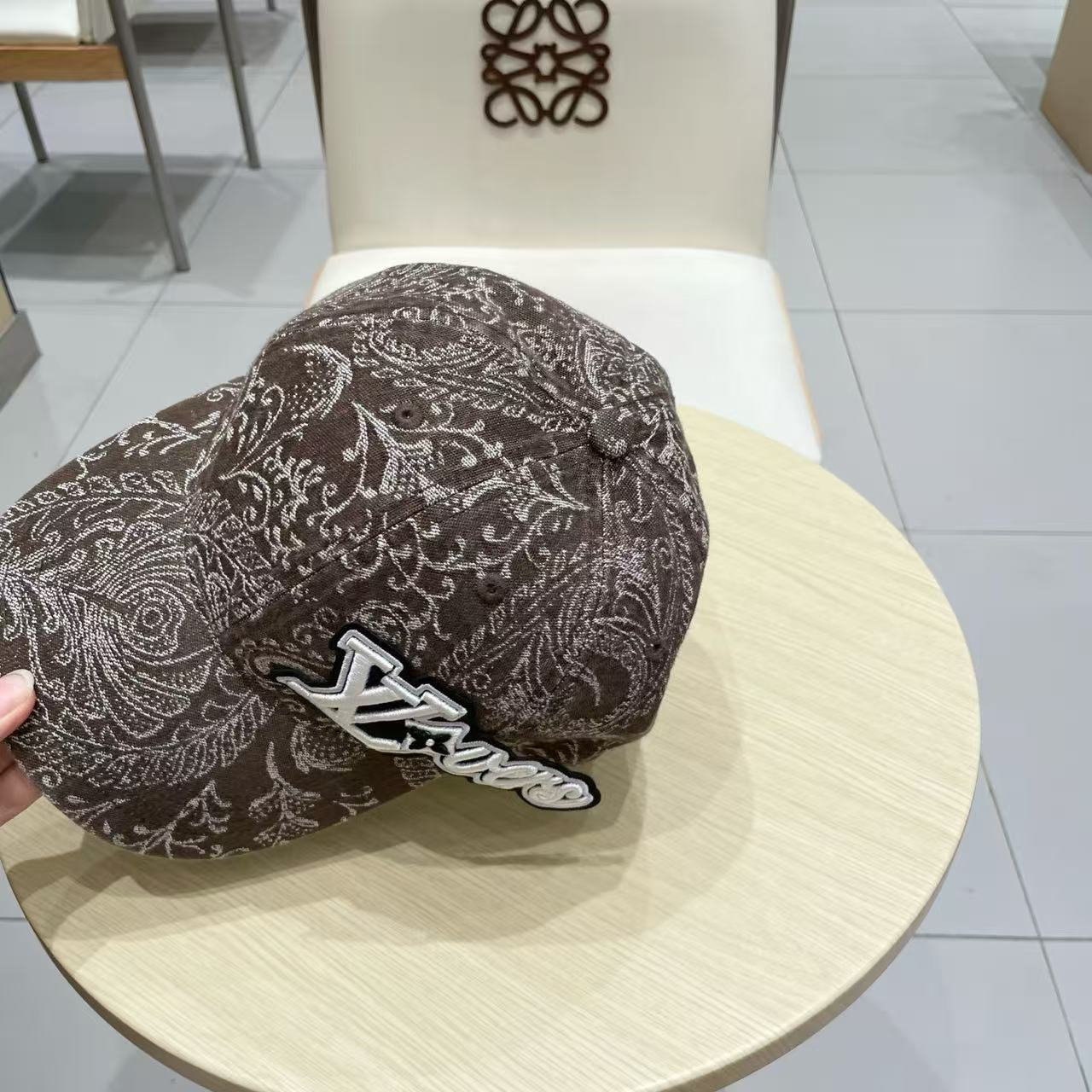 Baseball cap with dark print denim