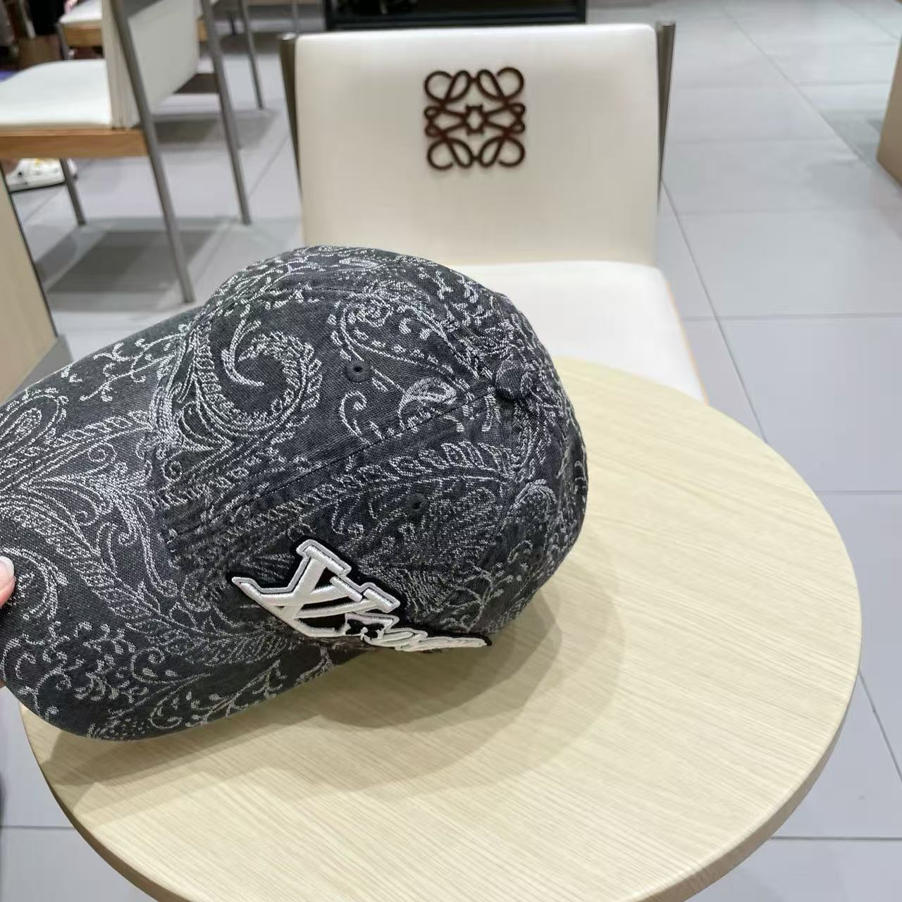 Baseball cap with dark print denim