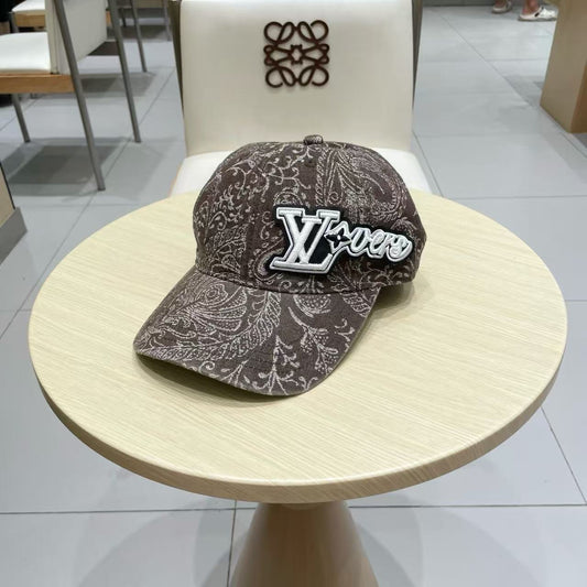 Baseball cap with dark print denim